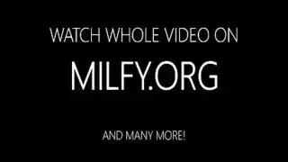 سكس روسي حميل نيك بقوه تصرخ