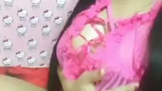 آسيوية ممتلئة الصدر تمارس جنسًا قويًا على المكتب