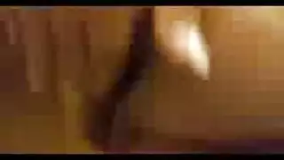 مثقوب حلمات الثدي ضخمة وصاخبة