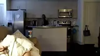 نيك فموي مكثف يعقبه قذف منوي ضخم على الوجه