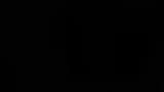 واحد يلاعب في دبه