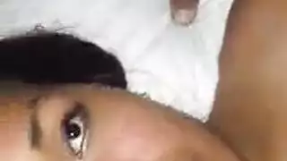 نيك عنيف من الخلف مع عاهرة مكتنزة