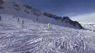 بنت تمص زب أربع رجال