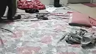 شيخ عجوز يفشخ كيس فتاة