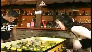 قضيبه مكرس لجعل بظرها يقذف