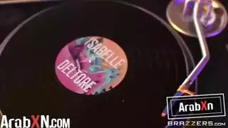 لقاء سري يتحول إلى جماع شرجي قاس