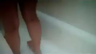 عاهرات صحراوية قذرة تأخذ عدة حمولات مني