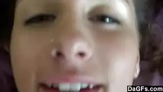 الام تنم معي ابن جوز