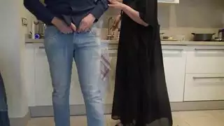 السباك سكس اغراء في المطبخ