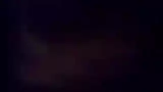 تقوم جيمي بيل وصديقتها المقربة بكل أنواع الأشياء الشريرة مع جارهما الجديد