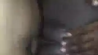 مثير الأبنوس الحصول على ضخ هنا.