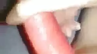 شقراء قرنية يضع لداعر المتشددين