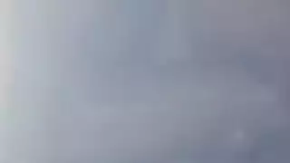 ناضجة فاتنة السوداء باللون الأسود مع قضيب جلدي